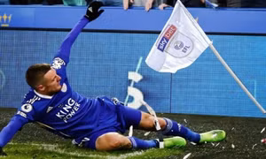 Leicester trở lại Ngoại hạng Anh sau một năm vắng bóng