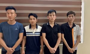 Chú rể cùng nhóm bạn bị bắt vì sử dụng ma túy trong tiệc cưới