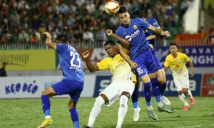 Bốn đội dẫn đầu cùng thua ở vòng 20 V-League 2023-2024