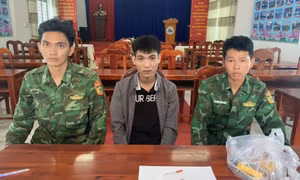 Giấu ma túy trong quần lót rồi nhập cảnh về Việt Nam