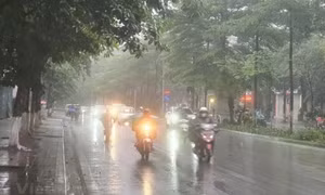 Khu vực Bắc Bộ và Bắc Trung Bộ có mưa dông trong vài ngày tới