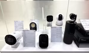 'Camera giám sát có thể nguy hiểm hơn máy tính khi bị hack'
