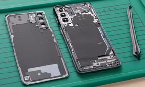 Samsung ép thợ sửa 'rã máy' của khách, thu thập thông tin?