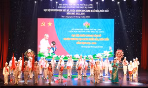 Đại hội Cháu ngoan Bác Hồ Trường Tiểu học Hạ Long