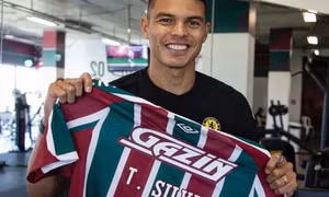 Thiago Silva xem như rời Chelsea