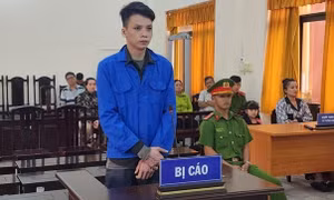 Dùng chìa khóa xe môtô đánh chết người, thanh niên lĩnh 14 năm tù