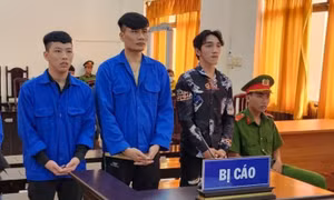 Bị từ chối ứng tiền, đốt nhà kho của chủ tàu cá