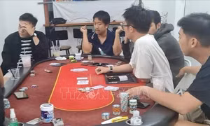 Triệt phá sòng bạc Poker ở quận Ninh Kiều