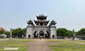 Nhà thờ đá Phát Diệm - công trình kiến trúc nguy nga kết hợp văn hóa Đông-Tây
