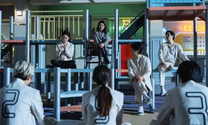 'The 8 Show' gây sốt