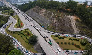 Giữ môi trường "sạch" cho du lịch 