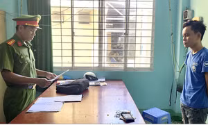 Nhân viên công ty giao hàng nhanh 'ôm' hơn 600 triệu đồng rồi nghỉ việc