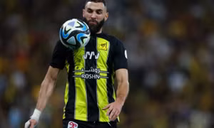 Al-Ittihad xác nhận Benzema trở lại Madrid