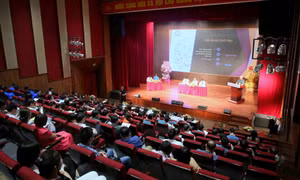 Hội thảo khoa học phát triển các trường đại học địa phương
