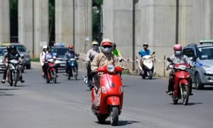 Nắng nóng có cần xả bớt hơi trong lốp xe máy?
