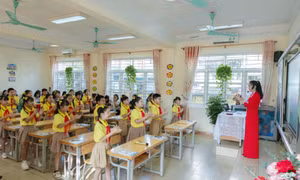 Khắc phục tình trạng thiếu giáo viên ở các cơ sở giáo dục