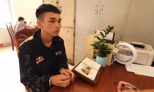 Bắt giam đối tượng dùng dao đâm trọng thương bạn nhậu