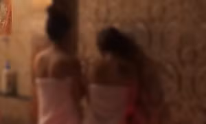 “Thiếu hụt” nhân viên massage, cô gái 17 tuổi lên mạng mua ba bé gái vị thành niên