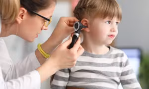 Các loại thuốc điều trị viêm tai giữa mạn tính ở trẻ em
