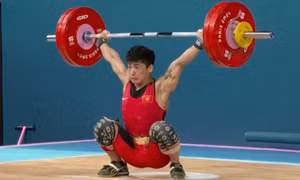 Trịnh Văn Vinh bất lực, thể thao Việt Nam hết hi vọng huy chương Olympic Paris