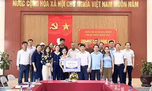 Đồng chí Nghiêm Xuân Cường, Phó Chủ tịch UBND tỉnh dự sinh hoạt chi bộ tại cơ sở