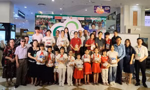 Chương trình gây quỹ từ thiện “Nụ cười cho em”