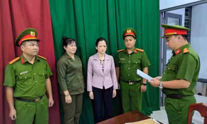 Tạm giữ hình sự chủ cơ sở nha khoa Tuyết Chinh liên quan đến vụ hành hung khách hàng