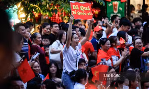 Hà Nội đón hơn 2 triệu lượt khách, doanh thu du lịch tăng vọt 80% dịp lễ