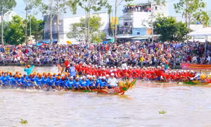 Lễ hội Oóc Om Bóc - Đua ghe Ngo TP Cần Thơ vào tháng 11
