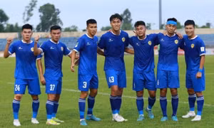Các đội bóng Việt Nam giải thể vì thiếu tiền và chuyện cấp phép