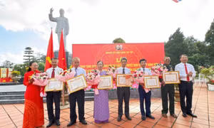 Đặc khu Cô Tô: Thượng cờ mừng 80 năm Quốc khánh 2/9 