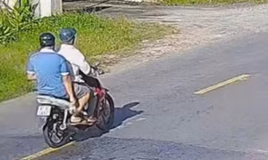 Truy tìm 2 người nghi liên quan vụ va chạm xe chở phạm nhân khiến 1 phụ nữ tử vong