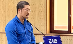 Lừa đảo cô giáo cũ chiếm đoạt tiền tỉ, cựu cán bộ bị tuyên 15 năm tù