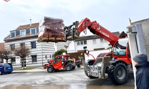 Đưa gốm sứ Quảng Ninh ra thế giới