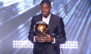 Ousmane Dembele giành Quả bóng vàng 2025