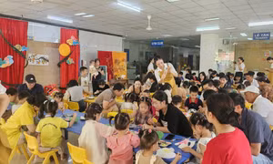 Náo nức đêm hội trăng rằm