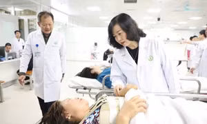 Bộ Y tế đang khẩn trương xây dựng Đề án triển khai chính sách miễn viện phí toàn dân 
