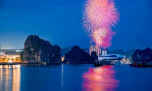 Mãn nhãn "đại tiệc" pháo hoa mừng thành công Đại hội Đảng bộ tỉnh