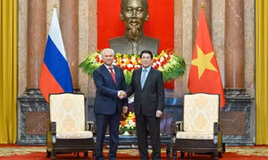 Chủ tịch nước Lương Cường tiếp Chủ tịch Duma Quốc gia Nga