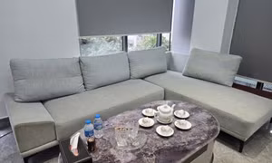 4 sai lầm sử dụng khiến ghế sofa nhanh bị hỏng, ố vàng
