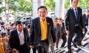Thái Lan: Cựu Thủ tướng Thaksin bị yêu cầu quay lại thụ án 1 năm tù