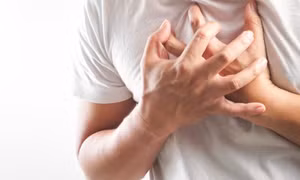 Những dấu hiệu quan trọng gợi ý nhồi máu cơ tim cấp