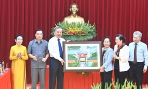 Gắn công tác khuyến học, khuyến tài với mục tiêu phát triển con người Việt Nam toàn diện