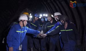 Bài 1: Bồi đắp hạt nhân chính trị nơi tuyến đầu sản xuất