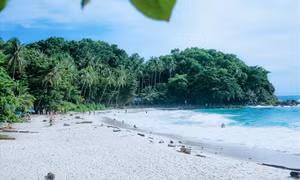 Thiên đường du lịch của Thái Lan lo khách quốc tế đổ xô sang Việt Nam