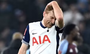 Tottenham đón thêm hung tin