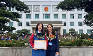  Nữ sinh toả sáng với đam mê môn Lịch sử