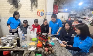 Đưa chính sách BHXH, BHYT đến gần hơn với người dân