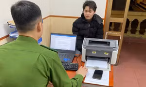 Bắt thanh niên tông xe máy gãy 2 xương sườn Đại úy CSGT ở Thái Bình