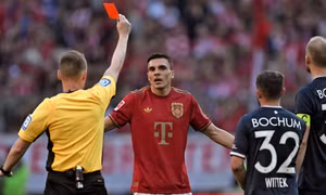 Bayern, Leverkusen, Dortmund cùng thua tại Bundesliga